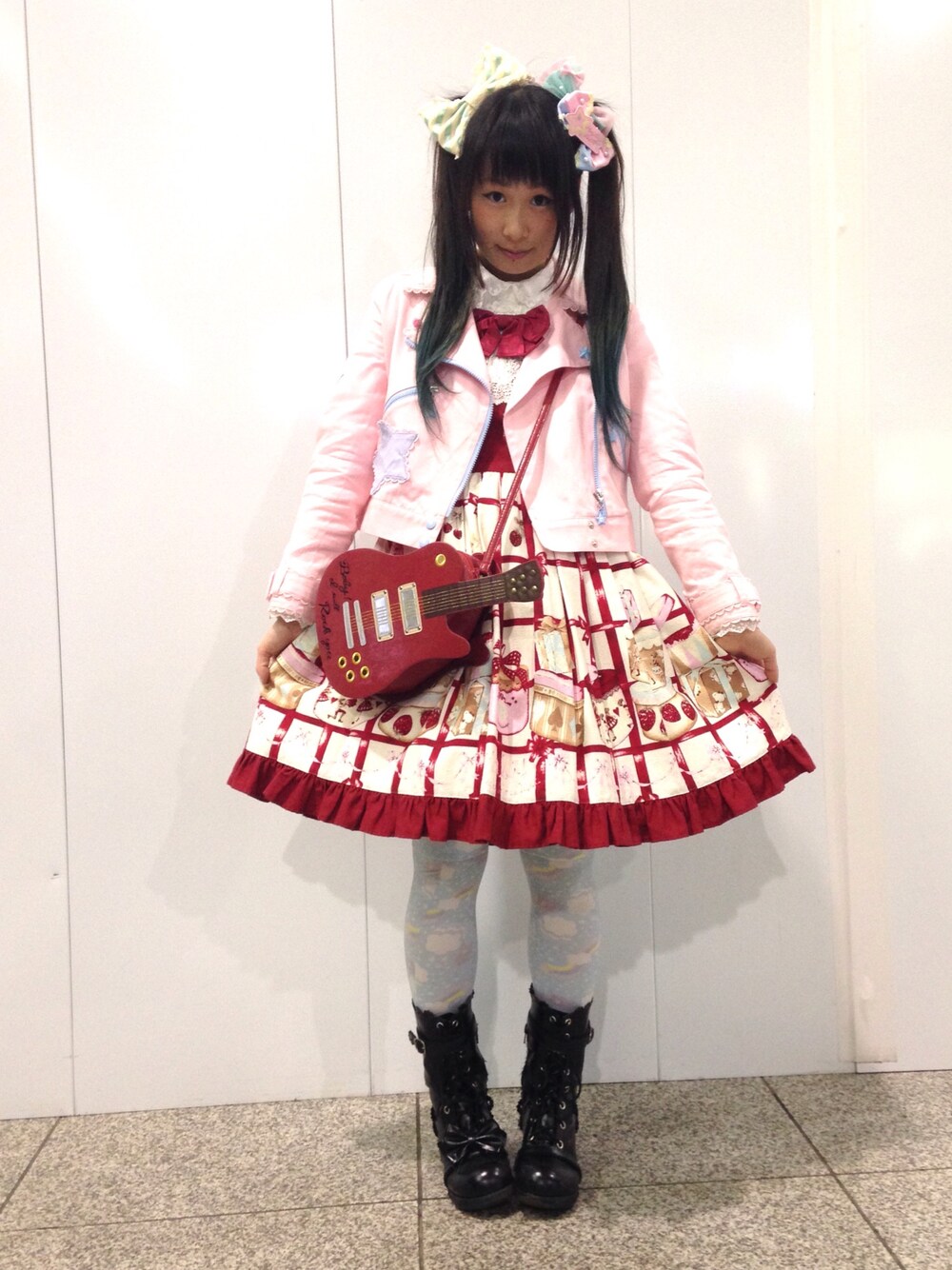 「ロリータ、ロリィタ、ハズし、青文字系、原宿、lolita、harajuku、Kawaii、Japan、はろかわ」｜「Angelic Prettyのアイテム（シャツ/ブラウス、その他）」を使った、鈴木りぇさん（レディース・156cm）の秋コーディネートの1枚目の写真