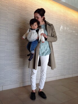 「Bershka（ベルシュカ）のアイテム（ニット/セーター、ブルー系）」を使った、玲実さん（レディース・172cm）の春コーディネート