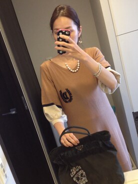 「自分のブランドJstarのコットンパールピアス（ピアス（両耳用）、ホワイト系）」を使った、玲実さん（レディース・172cm）の春コーディネート