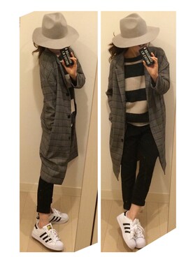 「白いスニーカー」｜「アイテム（その他アウター）」を使った、chikaさん（レディース・162cm）の春コーディネート