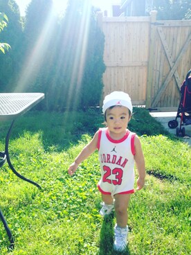 「Jordan（ジョーダン）のアイテム（オールインワン・サロペット、ホワイト系）」を使った、Maximusさん（キッズ）の夏コーディネート