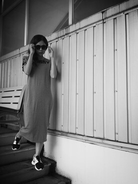 「stussywomen」｜「アイテム（ワンピース/ドレス）」を使った、lina tanakaさん（レディース・160cm）の秋コーディネート
