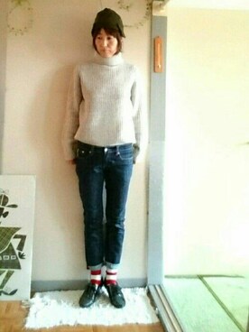 「ボーダーソックス」｜「アイテム（ニットキャップ/ビーニー）」を使った、こぺさん（レディース・163cm）の冬コーディネート