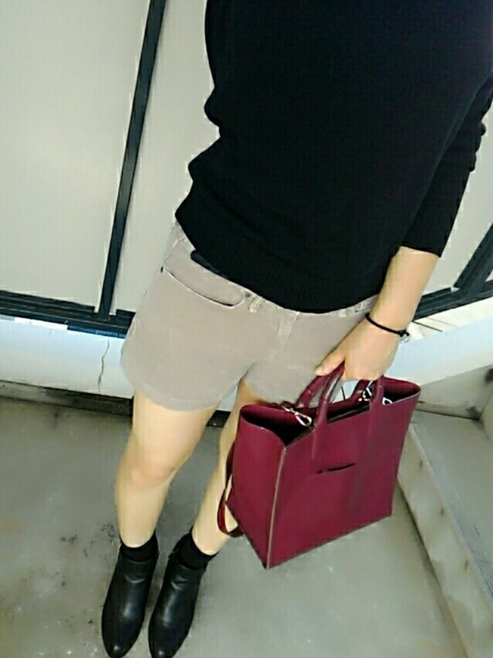 「秋」｜「GAPのアイテム（パンツ、ベージュ系）」を使った、ありちゃんさん（レディース・155cm）の秋コーディネートの1枚目の写真