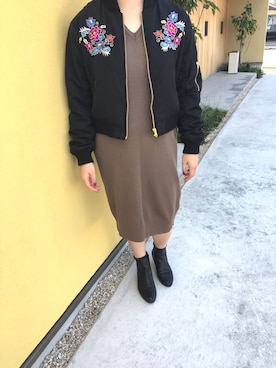 「EVRIS（エヴリス）のアイテム（MA-1）」を使った、riko.12さん（レディース・156cm）の秋コーディネート