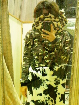 「アイテム（その他トップス、ブラウン系）」を使った、Yukiko Mikamiさん（レディース・159cm）の冬コーディネート