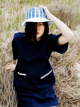 「アイテム（その他、ブルー系）」を使った、rocketxlunchさん（レディース・166cm）の夏コーディネート