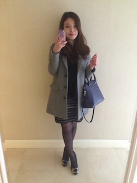 「MK MICHEL KLEIN（エムケーミッシェルクラン）のアイテム（チェスターコート）」を使った、Linda Changさん（レディース・160cm）の春コーディネート