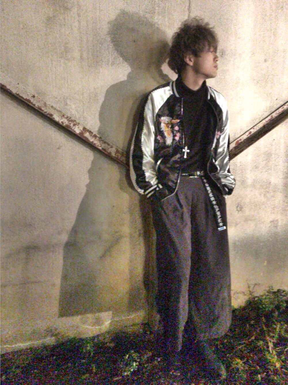 「ootd、スカジャン、冬コーデ、黒コーデ、used、g.v.g.v.、WEGO、Y-3、fashion」｜「usedのアイテム（その他アウター、ブラック系）」を使った、中込さん（メンズ・169cm）の冬コーディネートの1枚目の写真
