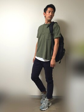 Masa is wearing ユニクロ "MEN ビッグシルエットポケ付きT（半袖）"