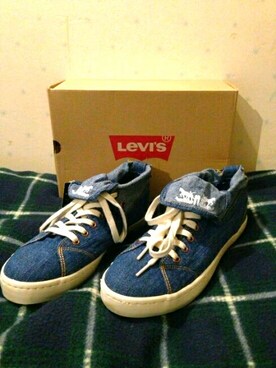 「Levi's（リーバイス）のアイテム（その他シューズ）」を使った、御影泰雄さん（メンズ・180cm）の春コーディネート