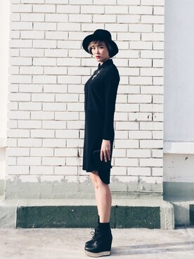 「wearsg」｜「アイテム（シャツワンピース）」を使った、Arissa Haさん（レディース・168cm）の冬コーディネート