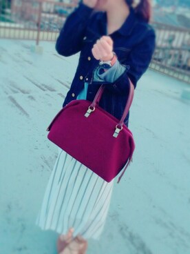 「アイテム（ボストンバッグ、レッド系）」を使った、ばやさん（レディース・161cm）の春コーディネート