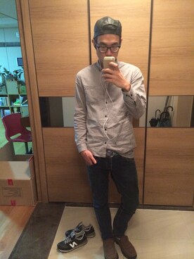 「PRADA（プラダ）のアイテム（シューズ）」を使った、3'eさん（メンズ・180cm）の秋コーディネート