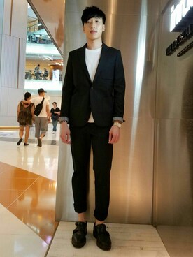 「initial（イニシャル）のアイテム（テーラードジャケット）」を使った、wingさん（メンズ・172cm）の夏コーディネート