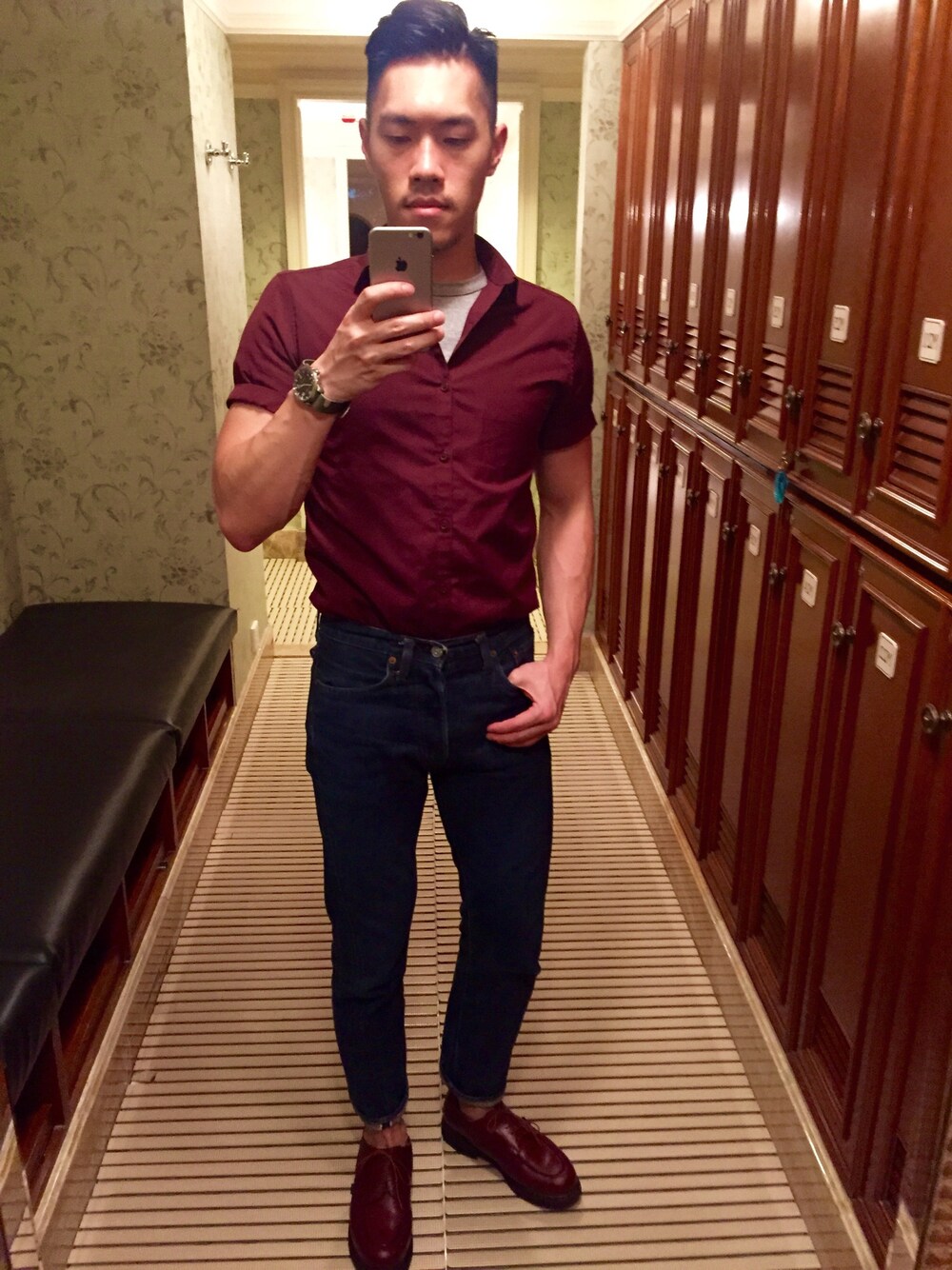 「Paraboot、TOPMAN、The Real McCoy's、RESOLUTE、Gentleman、happy Friday night、gym」｜「TOPMANのアイテム（シャツ/ブラウス、レッド系）」を使った、Fung Chanさん（メンズ・174cm）の夏コーディネートの1枚目の写真