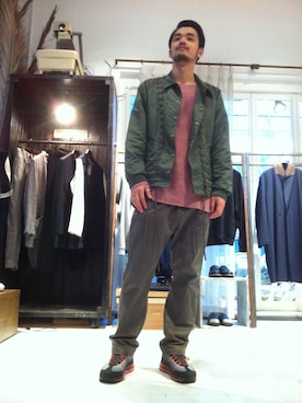 「FACETASM（ファセッタズム）のアイテム（ブルゾン）」を使った、影山 友哉さん（メンズ・180cm）の春コーディネート