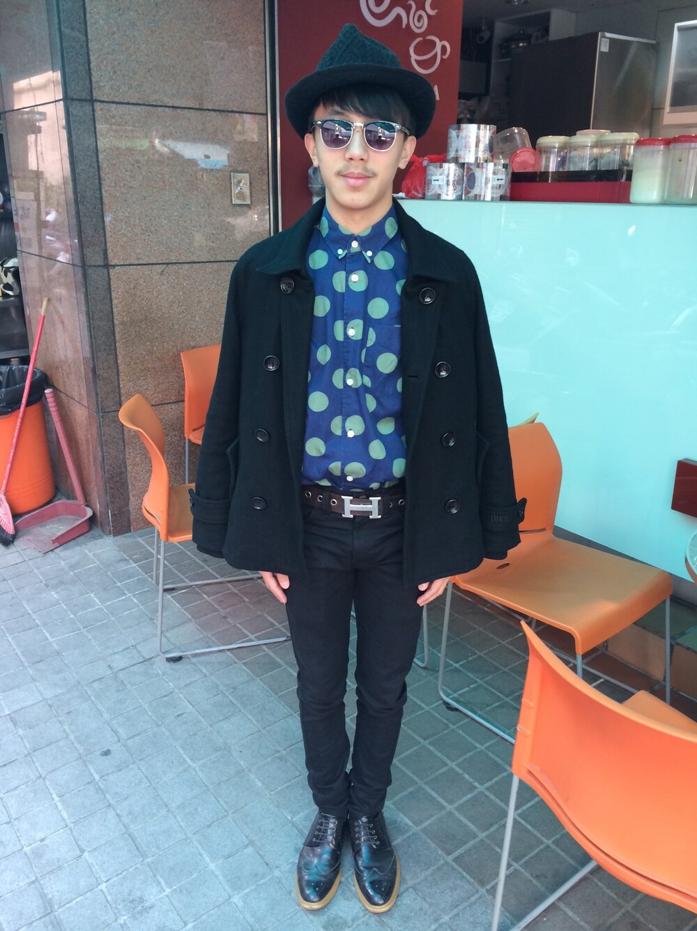 「HERMESのHERMES belt（ベルト、シルバー系）」を使った、丁豪さん（メンズ・167cm）の夏コーディネートの1枚目の写真