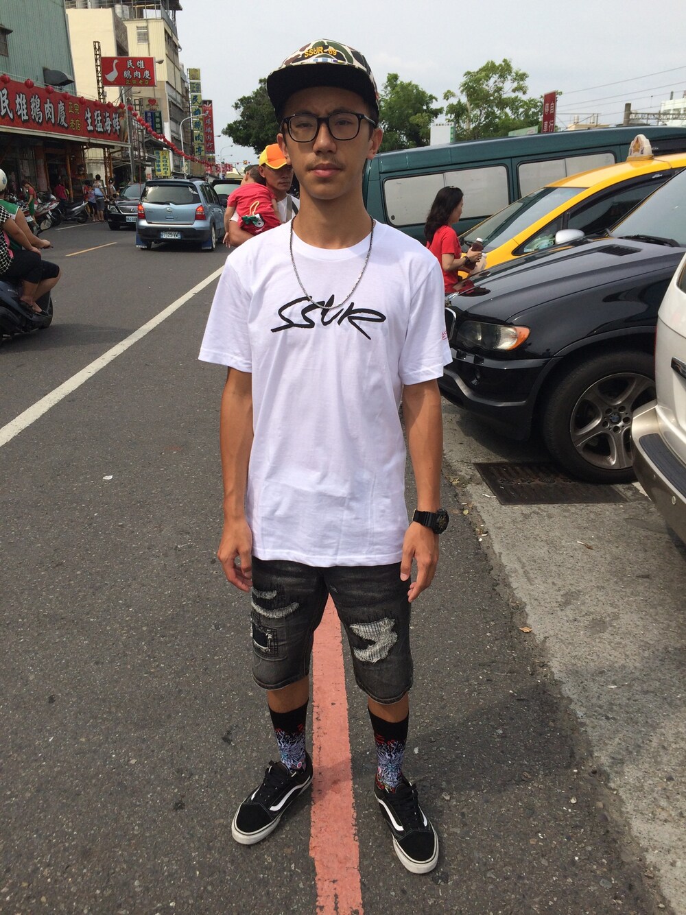 「VANS、ssur」｜「VANSのVans 36 Slim Womens Low-Top Sneaker（スニーカー、ブラック系）」を使った、丁豪さん（メンズ・167cm）の夏コーディネートの1枚目の写真
