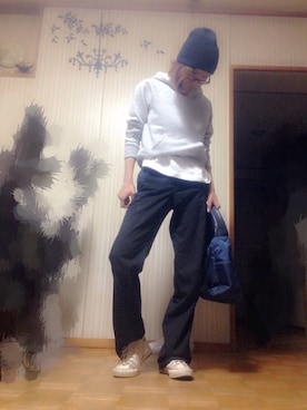 「スラックスパンツ」｜「アイテム（ニットキャップ/ビーニー）」を使った、あろまんØさん（レディース・160cm）の夏コーディネート