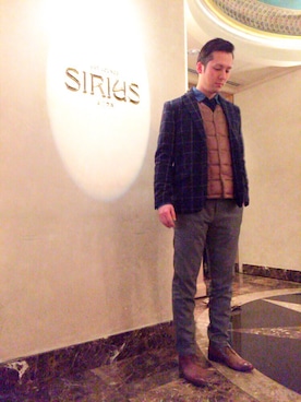 「アイテム（ダウンベスト、ブラウン系）」を使った、たぼさん（メンズ・174cm）の冬コーディネート