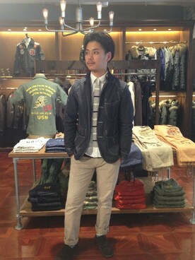 「AVIREX（アヴィレックス）のアイテム（カバーオール）」を使った、正さん（メンズ・170cm）の春コーディネート
