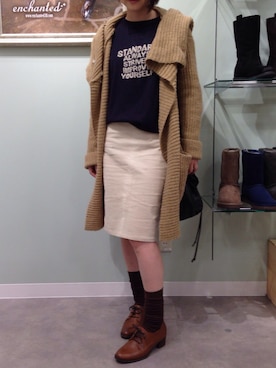 「アイテム（ドレスシューズ）」を使った、AZUさん（レディース・160cm）の秋コーディネート