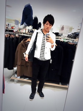 「大阪」｜「アイテム（その他アウター）」を使った、雄也さん（メンズ・168cm）の秋コーディネート