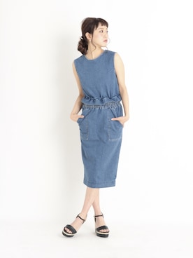 「Supreme.La.La.（シュープリームララ）のアイテム（サンダル）」を使った、田中里奈さん（レディース・158cm）の春コーディネート
