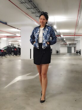 「TORY BURCH（トリーバーチ）のアイテム」を使った、MerlizaLimさん（レディース・160cm）の秋コーディネート
