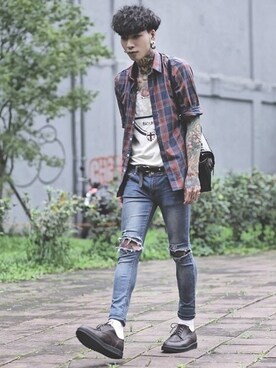 「WHILE（ワイル）のアイテム」を使った、IvanChangさん（メンズ・174cm）の夏コーディネート