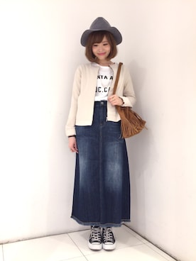 「earth music&ecology（アースミュージックアンドエコロジー）のアイテム（デニムスカート）」を使った、ぐちょめさん（レディース・157cm）の春コーディネート