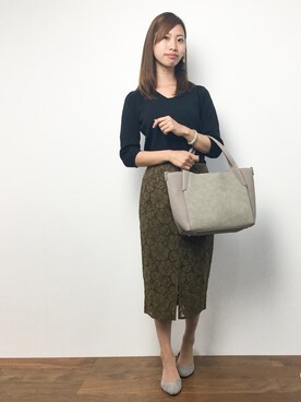 「Rouge vif（ルージュヴィフ）のコンパクトニットVネック（ニット/セーター）」を使った、KIIさん（レディース・160cm）の秋コーディネート