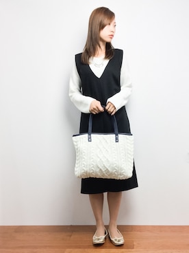 「SEVENDAYS=SUNDAY（セブンデイズサンデイ）のアイテム（ハンドバッグ）」を使った、KIIさん（レディース・160cm）の秋コーディネート