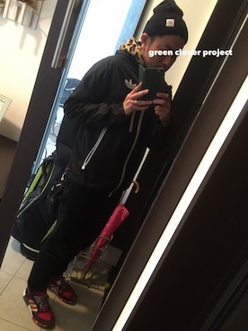「POINTER（ポインター ）のアイテム（ニットキャップ/ビーニー）」を使った、Michiさん（メンズ・177cm）の冬コーディネート
