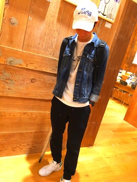 「アイテム（デニムジャケット、シルバー系）」を使った、MOTOYANさん（メンズ・171cm）の秋コーディネート