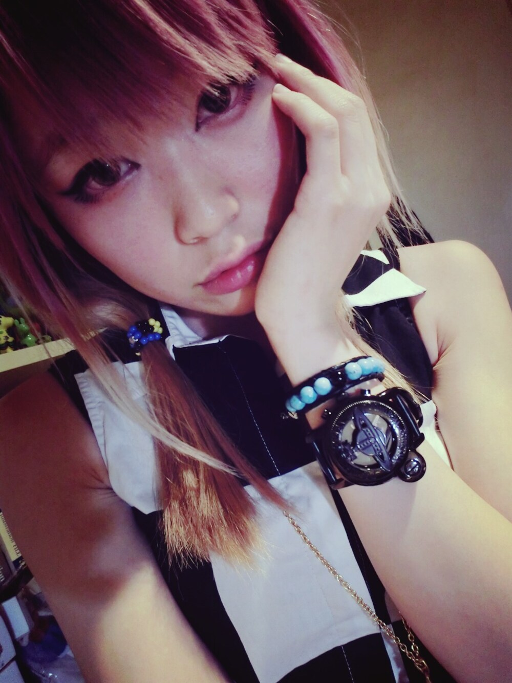 「Vivienne Westwood、JOYRICH」｜「Vivienne Westwoodのアイテム（アナログ腕時計、ブラック系）」を使った、sylvia🐯MTさん（レディース・161cm）の夏コーディネートの1枚目の写真