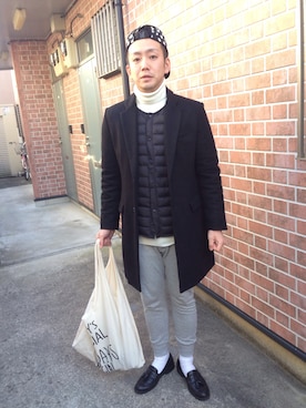 「エコバッグ」｜「アイテム（チェスターコート）」を使った、やまさん（メンズ・174cm）の冬コーディネート