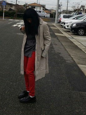 「アイテム（デニムパンツ、レッド系）」を使った、misatoSakumaさん（レディース・153cm）の冬コーディネート