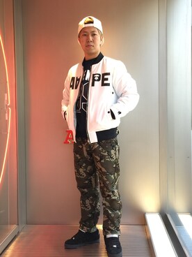 「AAPE BY A BATHING APE（エーエイプバイアベイシングエイプ）のアイテム（ジャケット/アウター）」を使った、松田 和真さん（メンズ・166cm）の冬コーディネート