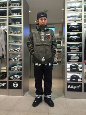 「AAPE BY A BATHING APE（エーエイプバイアベイシングエイプ）のアイテム（ジャケット/アウター）」を使った、松田 和真さん（メンズ・166cm）の春コーディネート