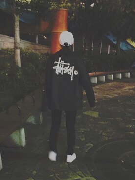 「STUSSY（ステューシー）のアイテム（ナイロンジャケット）」を使った、FuKaさん（レディース・154cm）の秋コーディネート