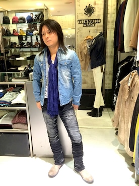 「アイテム（ストール/ショール）」を使った、NAKASHIMAさん（メンズ・173cm）の春コーディネート