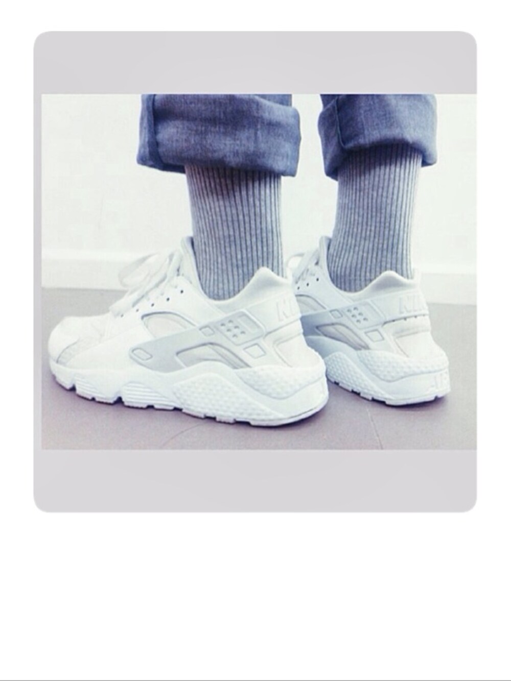 「nike huarache、MUJI、initial、initialfashion」｜「MUJI Laboのアイテム（ソックス/靴下、シルバー系）」を使った、aaronchowwwさん（メンズ・178cm）の夏コーディネートの1枚目の写真