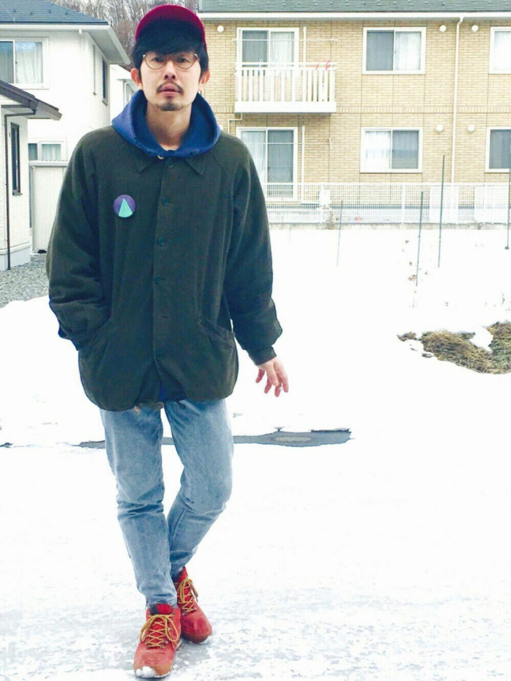 「春、シンプルコーデ、キャップ、コーチジャケット、スキニーデニム、古着MIX、レトロブティックことり、ことり、北斗の拳、RIPさん」｜「90's usedの90's / ヘンプコットンコーチジャケット（その他アウター、グリーン系）」を使った、ことりの昭和ちゃん ✅さん（メンズ・171cm）の冬コーディネートの1枚目の写真