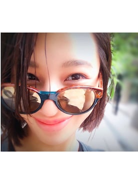 「LOZZAのアイテム（サングラス、その他）」を使った、高橋メアリージュンさん（レディース・169cm）の夏コーディネート