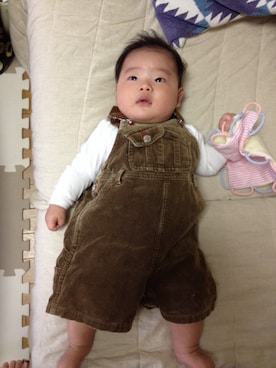 「SHIPS KIDS（シップスキッズ）のアイテム（オールインワン・サロペット）」を使った、¥YENKUN¥さん（キッズ・70cm）の秋コーディネート