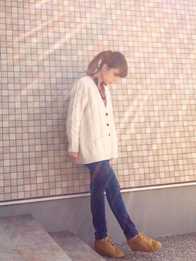 「GU（ジーユー）のアイテム（カーディガン/ボレロ、ホワイト系）」を使った、ＹｕＲｉｅさん（レディース・157cm）の秋コーディネート