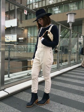 「DRWCYS（ドロシーズ）のアイテム（ブーツ）」を使った、HIKARUさん（レディース・160cm）の秋コーディネート