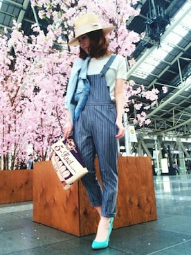 「DRWCYS（ドロシーズ）のアイテム（オールインワン・サロペット）」を使った、HIKARUさん（レディース・160cm）の春コーディネート